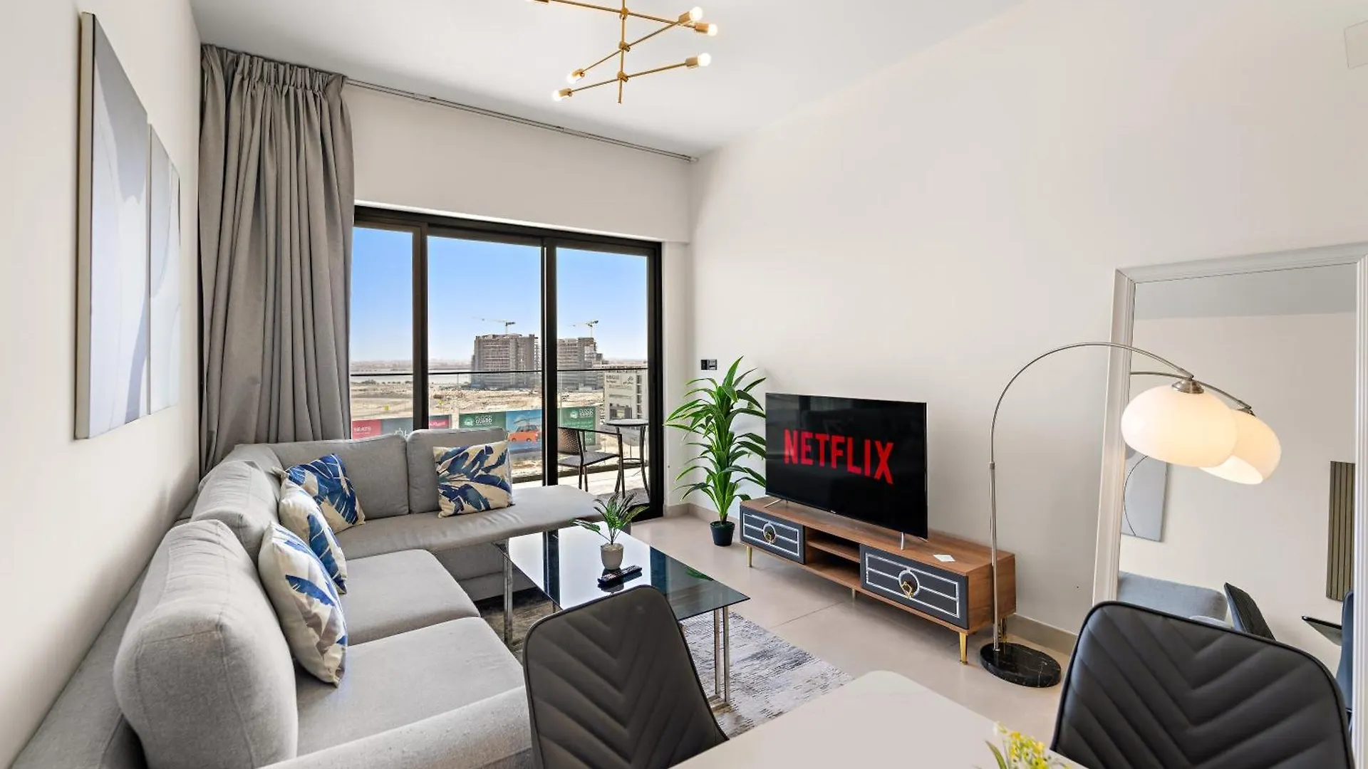 Chic 1 Bedroom Apt With Pool, Gym & Free Parking Dubai United Arab Emirates
