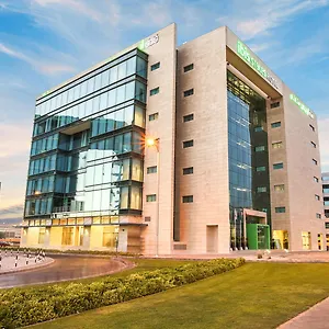 Отель Ibis Styles Jumeira, Дубай