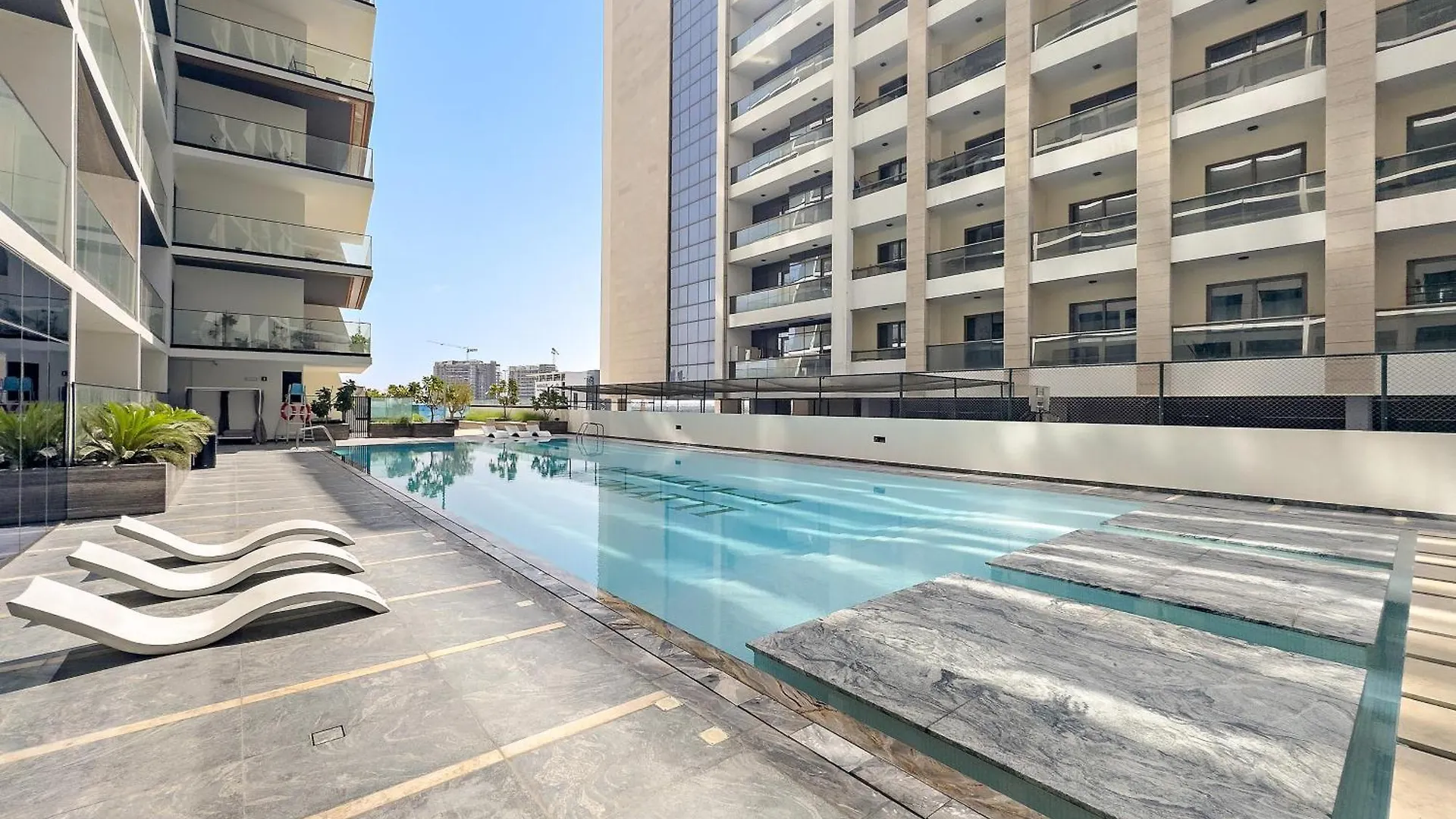 Chic 1 Bedroom Apt With Pool, Gym & Free Parking Dubai United Arab Emirates